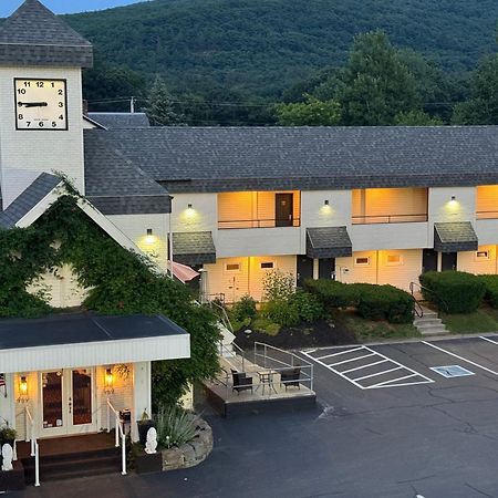 The Black Mountain Inn Brattleboro Exterior foto